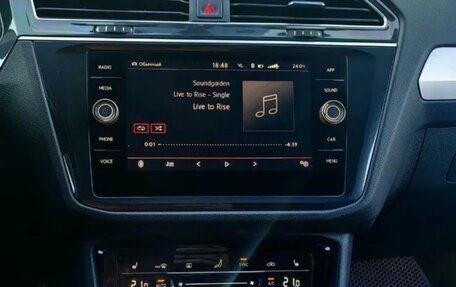 Volkswagen Tiguan II, 2018 год, 3 150 000 рублей, 7 фотография