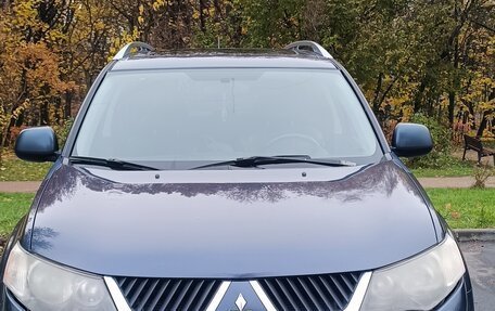 Mitsubishi Outlander III рестайлинг 3, 2008 год, 990 000 рублей, 1 фотография