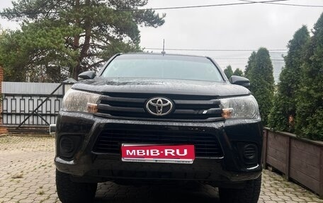 Toyota Hilux VIII, 2018 год, 4 500 000 рублей, 1 фотография
