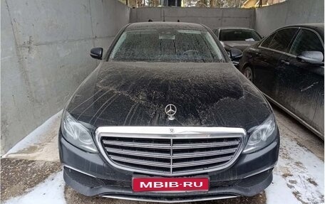 Mercedes-Benz E-Класс, 2018 год, 1 938 750 рублей, 1 фотография