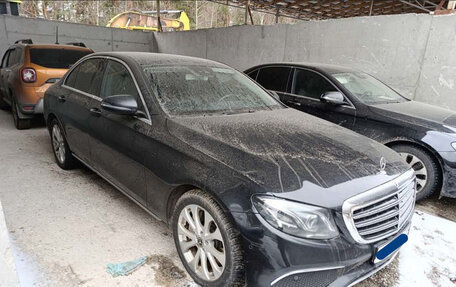 Mercedes-Benz E-Класс, 2018 год, 1 938 750 рублей, 2 фотография