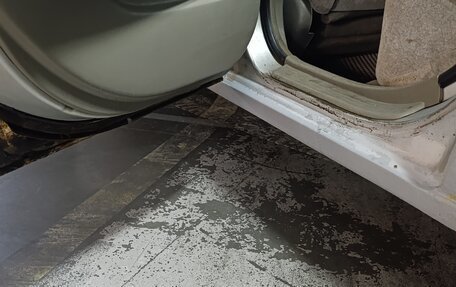 Nissan Laurel VIII, 2000 год, 370 000 рублей, 21 фотография