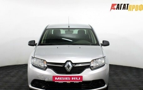 Renault Logan II, 2015 год, 470 000 рублей, 2 фотография