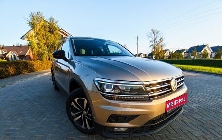 Volkswagen Tiguan II, 2019 год, 2 180 000 рублей, 1 фотография