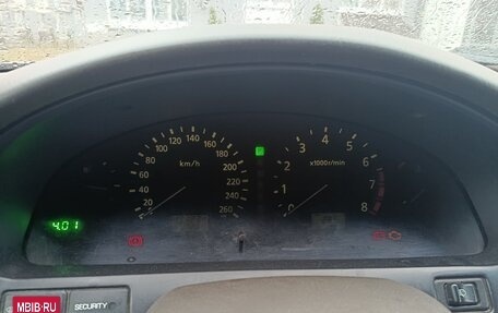 Nissan Maxima VIII, 2000 год, 400 000 рублей, 13 фотография