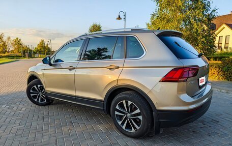 Volkswagen Tiguan II, 2019 год, 2 180 000 рублей, 4 фотография