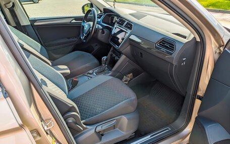 Volkswagen Tiguan II, 2019 год, 2 180 000 рублей, 10 фотография