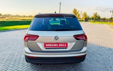 Volkswagen Tiguan II, 2019 год, 2 180 000 рублей, 5 фотография