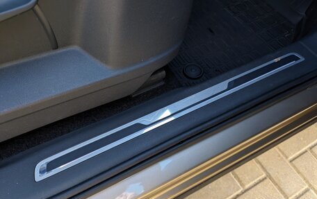 Volkswagen Tiguan II, 2019 год, 2 180 000 рублей, 13 фотография