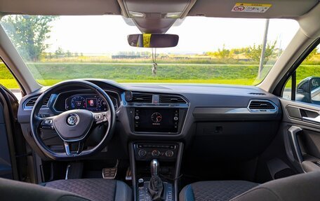 Volkswagen Tiguan II, 2019 год, 2 180 000 рублей, 15 фотография