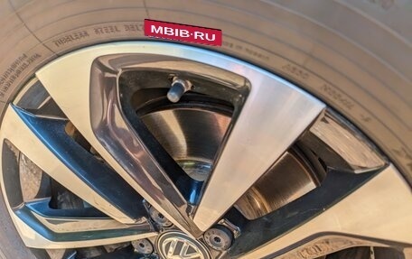 Volkswagen Tiguan II, 2019 год, 2 180 000 рублей, 25 фотография