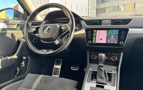 Skoda Superb III рестайлинг, 2021 год, 2 365 000 рублей, 33 фотография