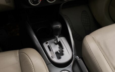 Mitsubishi Outlander III рестайлинг 3, 2008 год, 825 000 рублей, 7 фотография