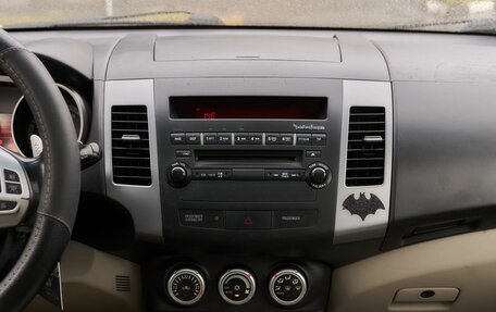 Mitsubishi Outlander III рестайлинг 3, 2008 год, 825 000 рублей, 17 фотография