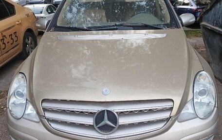 Mercedes-Benz R-Класс, 2005 год, 900 000 рублей, 1 фотография