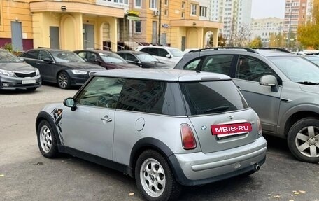 MINI Hatch, 2002 год, 395 000 рублей, 3 фотография
