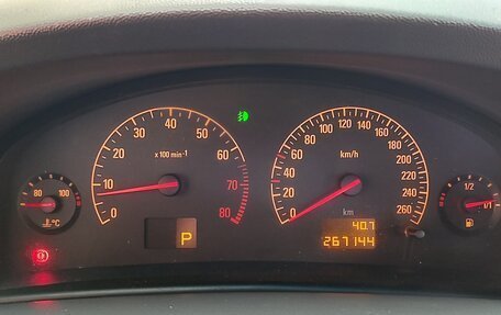 Opel Vectra C рестайлинг, 2003 год, 620 000 рублей, 3 фотография