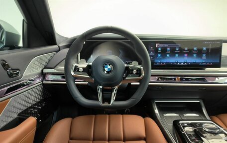 BMW 7 серия, 2025 год, 28 990 000 рублей, 13 фотография