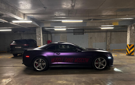 Chevrolet Camaro IV, 2011 год, 2 000 000 рублей, 4 фотография