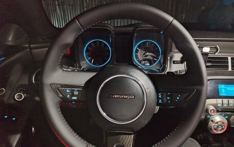 Chevrolet Camaro IV, 2011 год, 2 000 000 рублей, 15 фотография