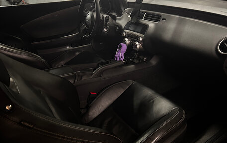 Chevrolet Camaro IV, 2011 год, 2 000 000 рублей, 18 фотография