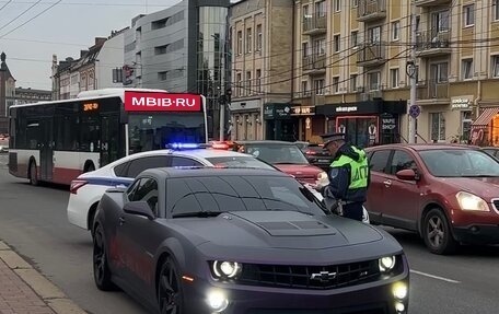Chevrolet Camaro IV, 2011 год, 2 000 000 рублей, 24 фотография