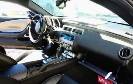 Chevrolet Camaro IV, 2011 год, 2 000 000 рублей, 39 фотография