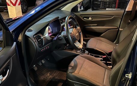 KIA Rio IV, 2022 год, 1 700 000 рублей, 22 фотография
