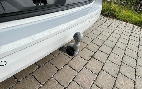 Volkswagen Multivan, 2022 год, 5 200 000 рублей, 4 фотография