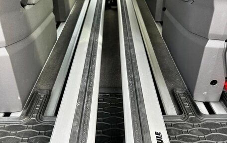 Volkswagen Multivan, 2022 год, 5 200 000 рублей, 6 фотография