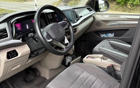 Volkswagen Multivan, 2022 год, 5 595 000 рублей, 10 фотография