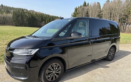 Volkswagen Multivan, 2022 год, 5 595 000 рублей, 9 фотография