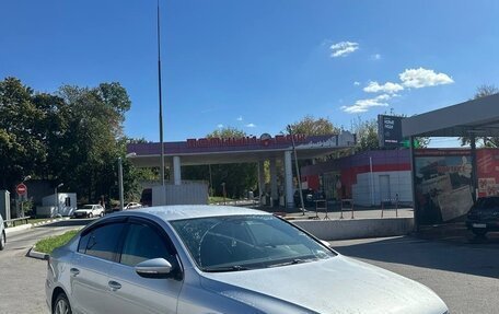 Volkswagen Passat B7, 2011 год, 730 000 рублей, 2 фотография