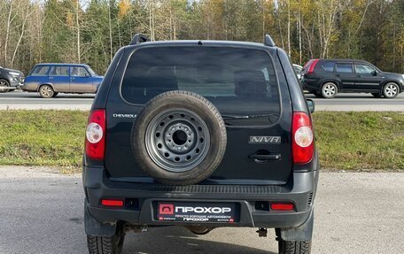 Chevrolet Niva I рестайлинг, 2017 год, 577 000 рублей, 23 фотография