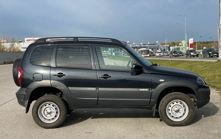 Chevrolet Niva I рестайлинг, 2017 год, 577 000 рублей, 20 фотография