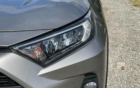 Toyota RAV4, 2022 год, 2 690 635 рублей, 8 фотография