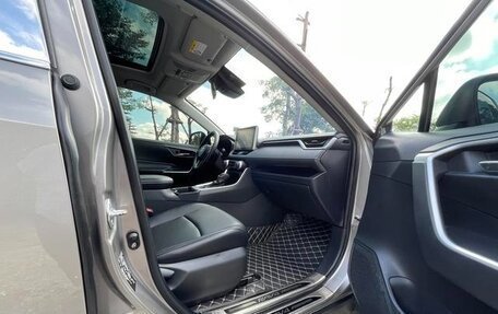 Toyota RAV4, 2022 год, 2 690 635 рублей, 12 фотография