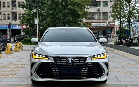 Toyota Avalon, 2022 год, 2 593 555 рублей, 2 фотография