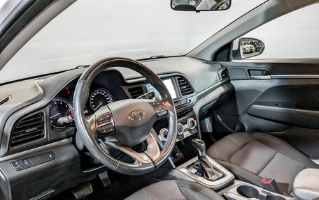 Hyundai Elantra VI рестайлинг, 2019 год, 1 630 000 рублей, 16 фотография