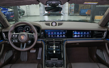 Porsche Panamera, 2025 год, 29 800 000 рублей, 2 фотография