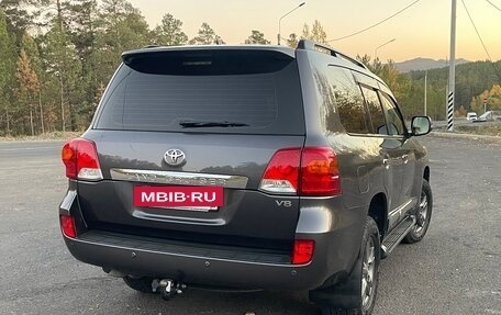 Toyota Land Cruiser 200, 2013 год, 4 870 000 рублей, 3 фотография