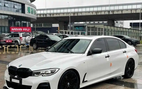 BMW 3 серия, 2022 год, 2 690 000 рублей, 1 фотография