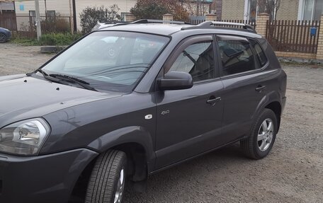 Hyundai Tucson III, 2007 год, 999 000 рублей, 1 фотография