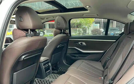 BMW 3 серия, 2022 год, 2 690 000 рублей, 12 фотография