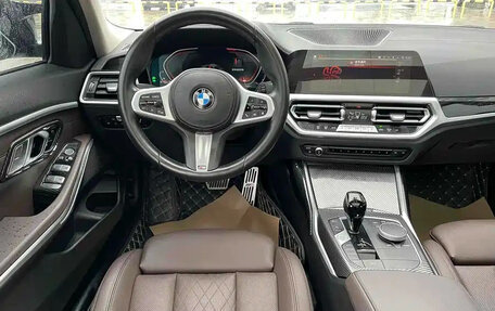 BMW 3 серия, 2022 год, 2 690 000 рублей, 16 фотография