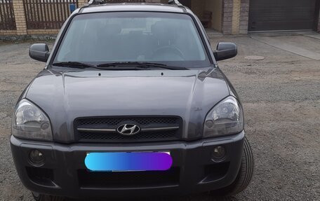 Hyundai Tucson III, 2007 год, 999 000 рублей, 3 фотография