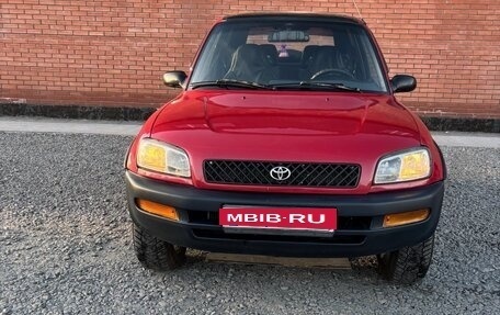 Toyota RAV4, 1995 год, 650 000 рублей, 2 фотография