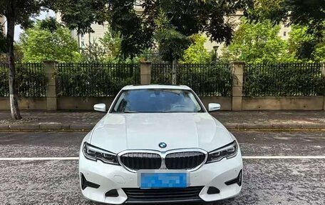 BMW 3 серия, 2021 год, 2 620 000 рублей, 2 фотография