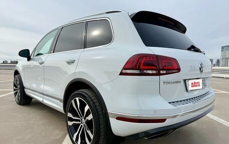 Volkswagen Touareg III, 2017 год, 3 350 000 рублей, 7 фотография