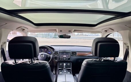 Volkswagen Touareg III, 2017 год, 3 350 000 рублей, 17 фотография